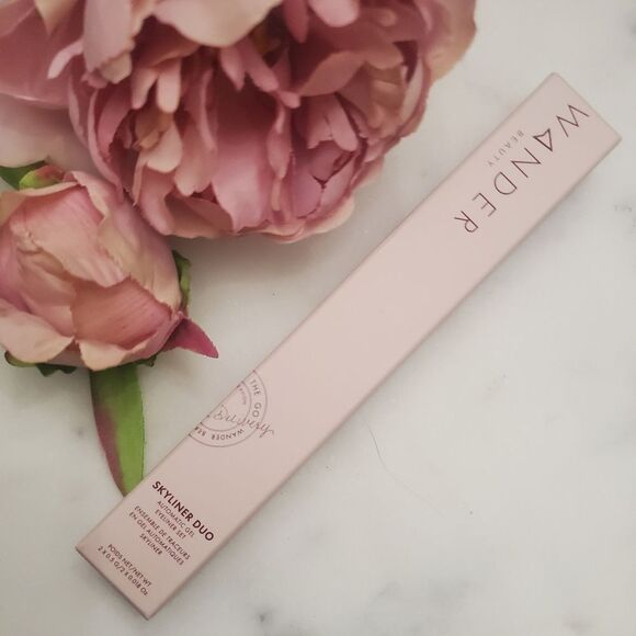 Wander Beauty Twist Up Gel Eyeliner Duo (Black And Shimmering Bronze) - Picture 5 of 8